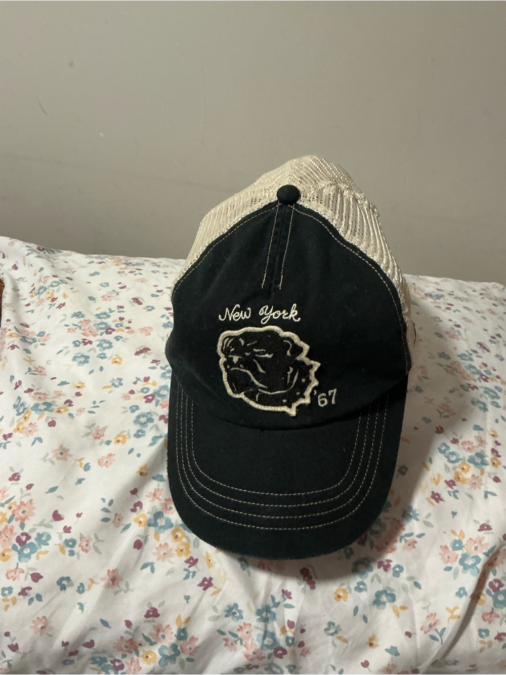 Polo by Ralph Lauren Black and Cream New York Trucker Hat - Picture 2 of 5